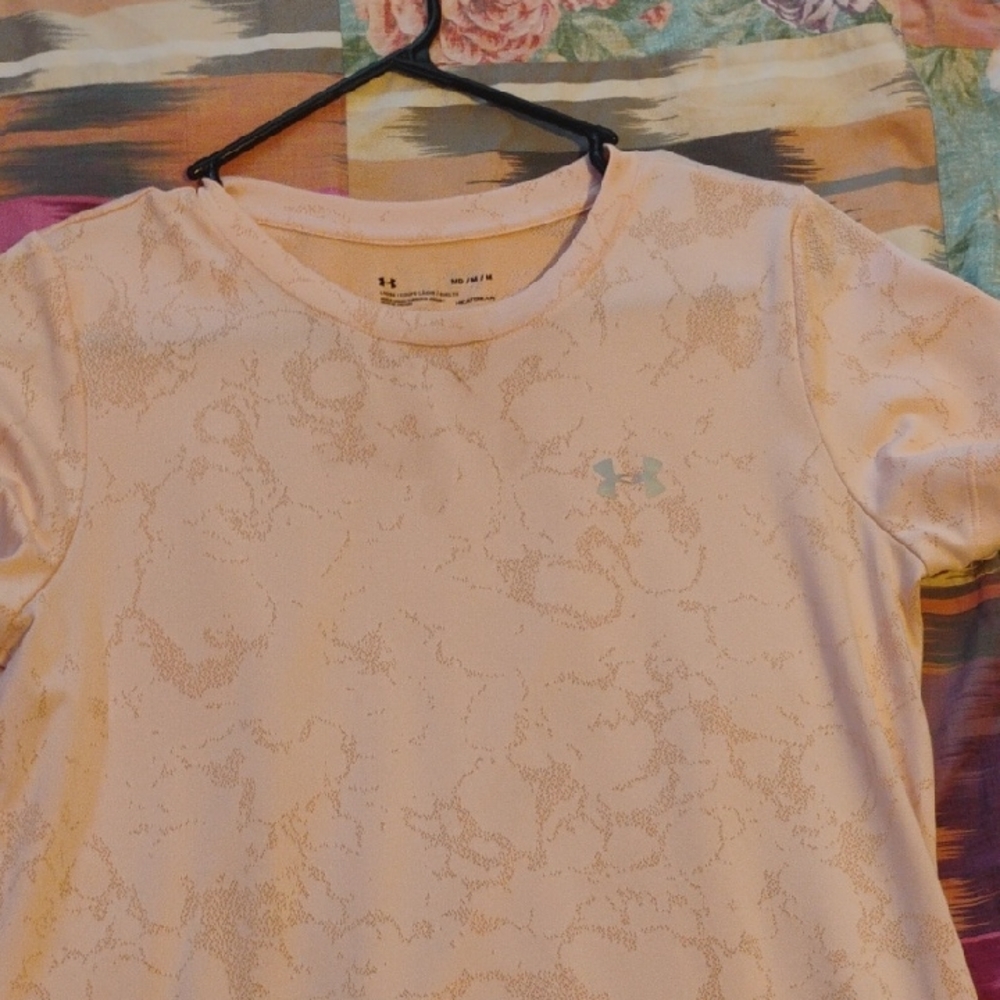 Under Armour Light Coral Patterned Tee